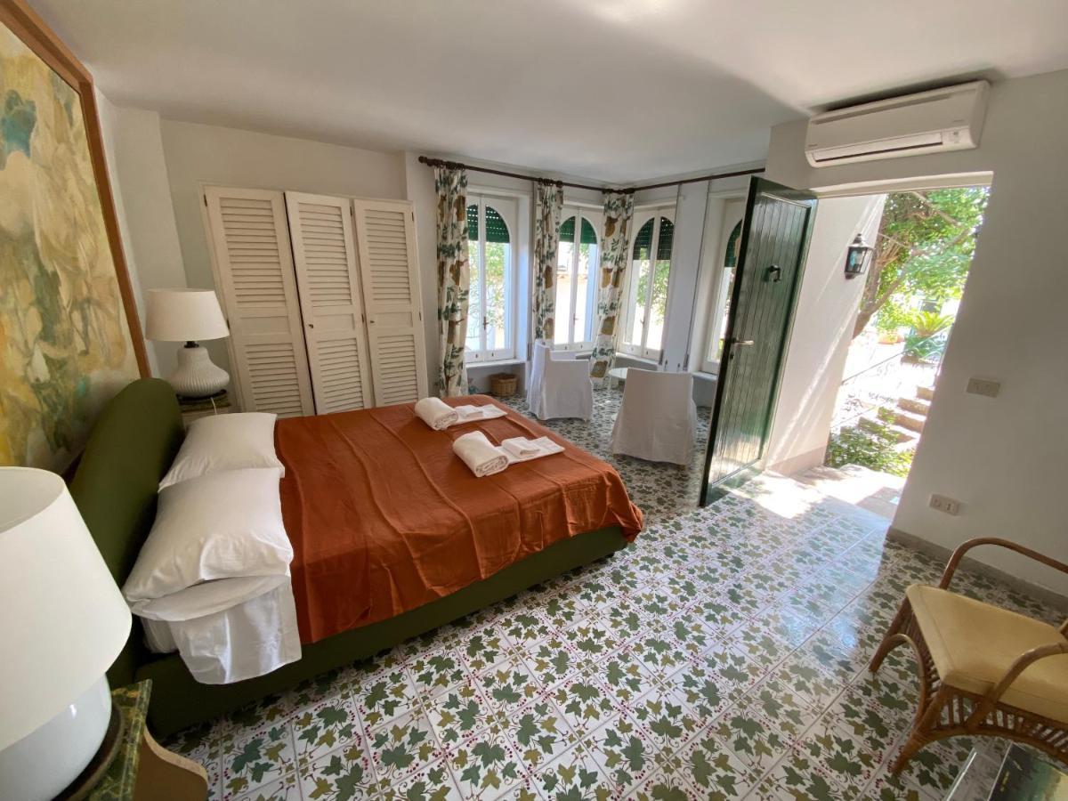 Charming Villa Capri Exterior foto